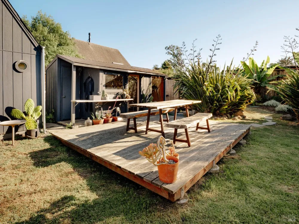 398 Dogwood Road Bolinas, CA 94924