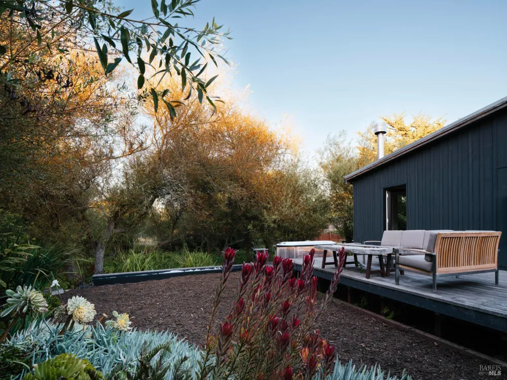 398 Dogwood Road Bolinas, CA 94924
