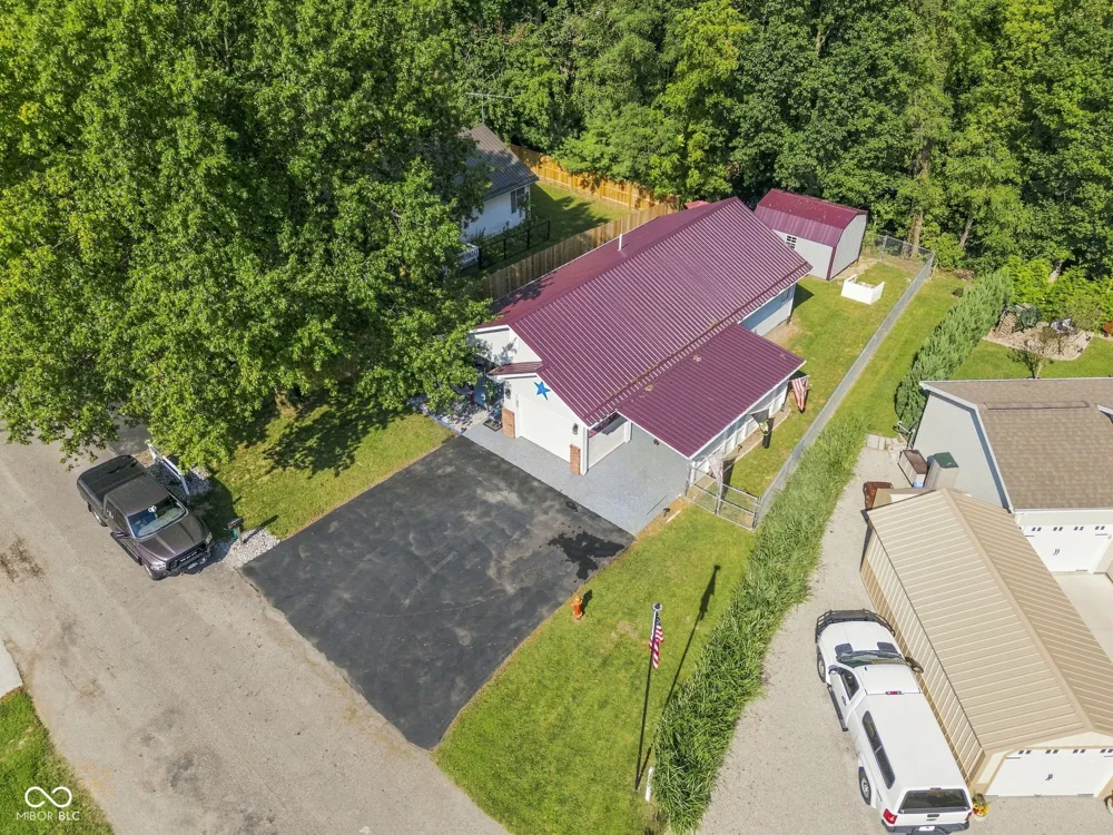 212 Olive Court Rockville, IN 47872