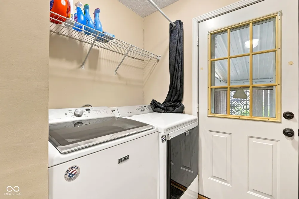 212 Olive Court Rockville, IN 47872