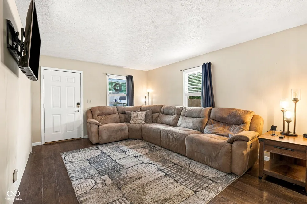 212 Olive Court Rockville, IN 47872