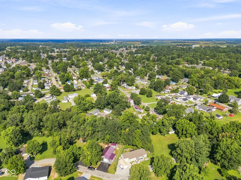 212 Olive Court Rockville, IN 47872