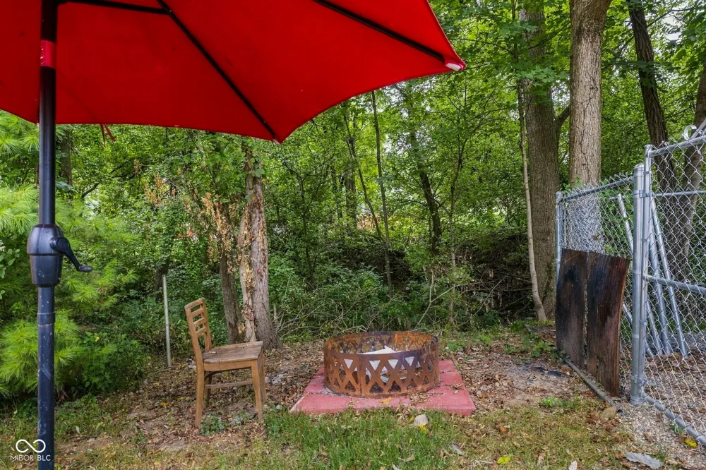 212 Olive Court Rockville, IN 47872