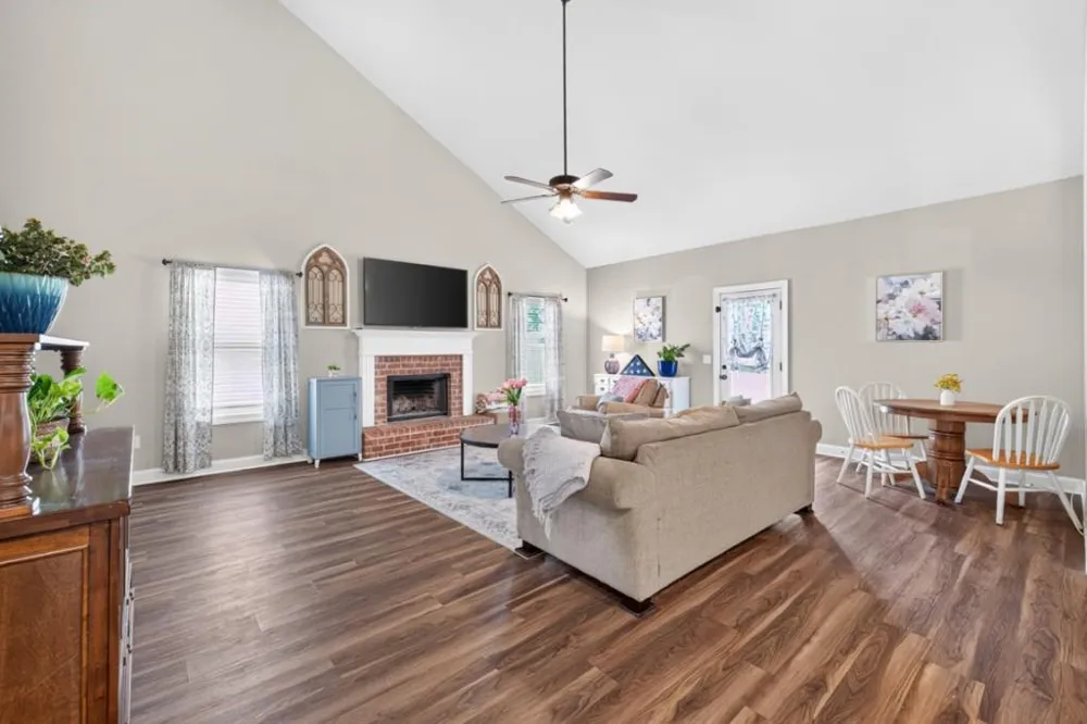 544 Amaranth Trail Hoschton, GA 30548
