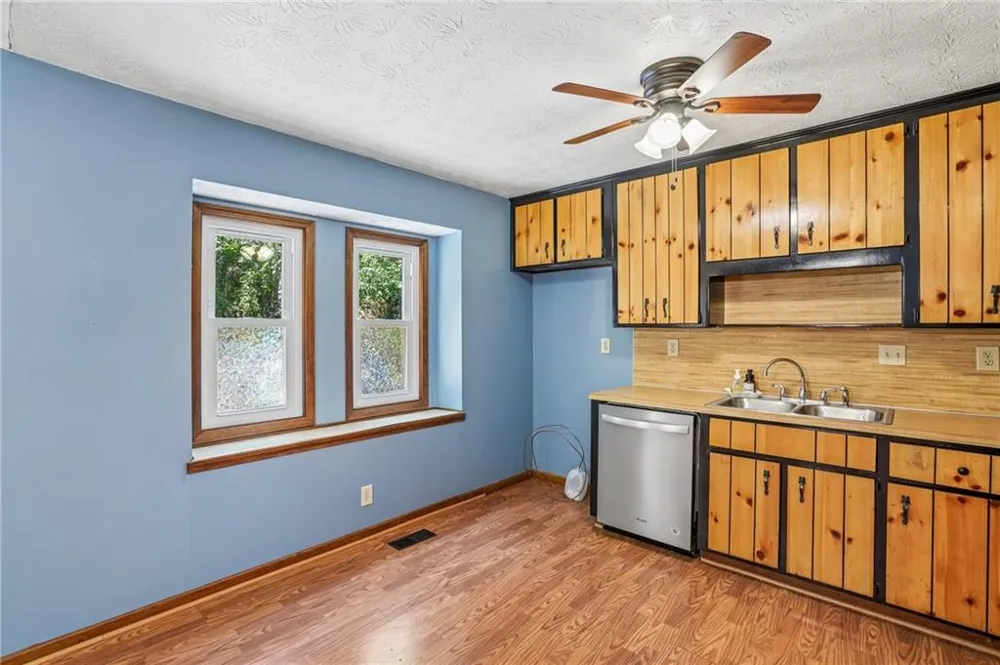 659 Sunshine Trace NW Acworth, GA 30102
