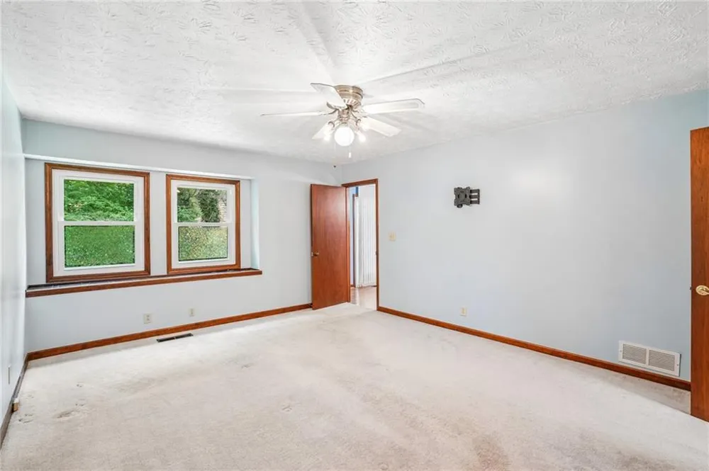 659 Sunshine Trace NW Acworth, GA 30102