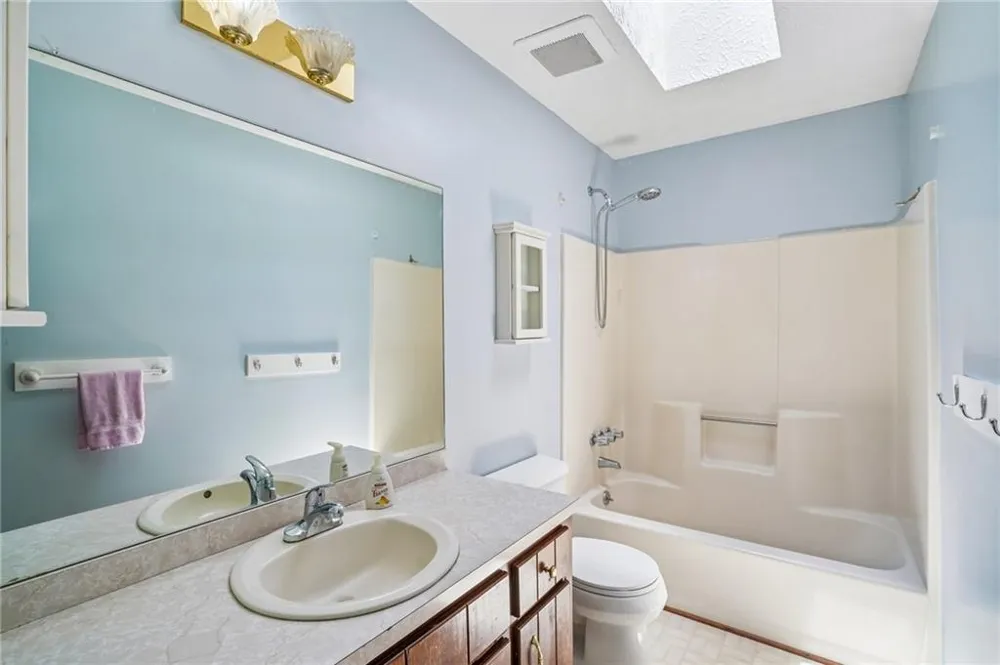 659 Sunshine Trace NW Acworth, GA 30102