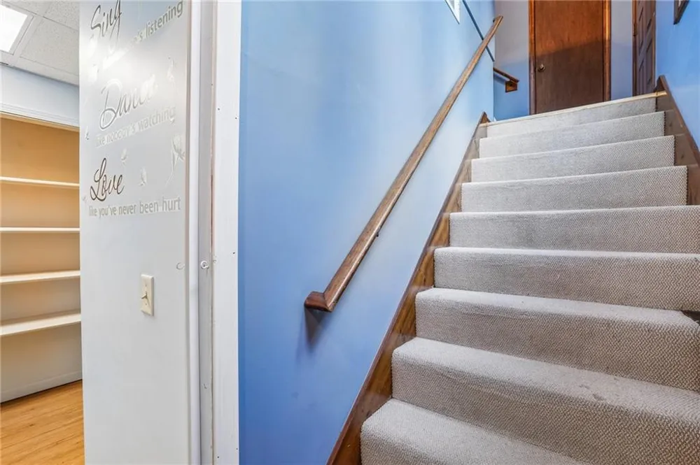 659 Sunshine Trace NW Acworth, GA 30102