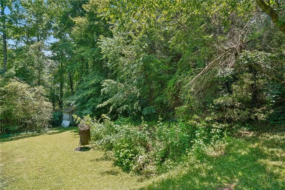 659 Sunshine Trace NW Acworth, GA 30102