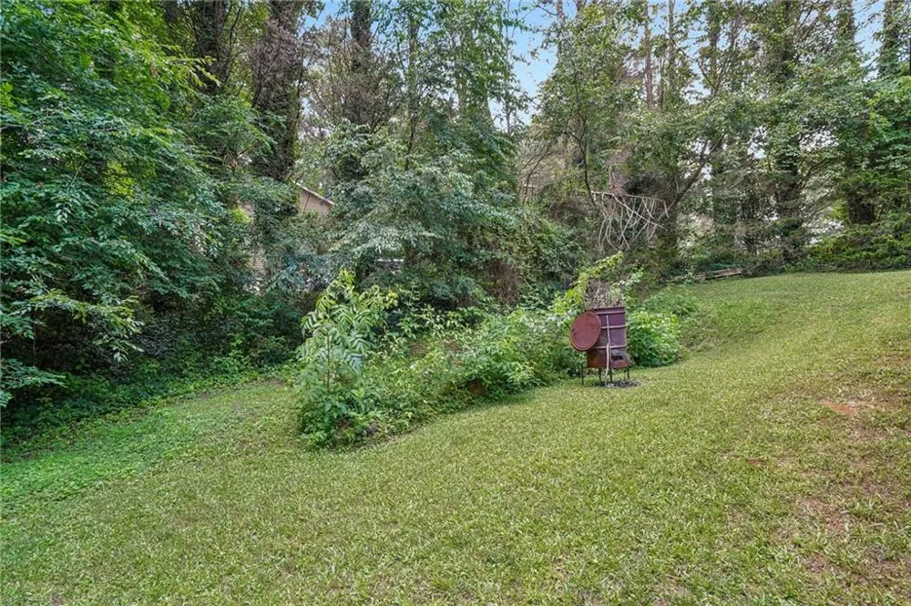 659 Sunshine Trace NW Acworth, GA 30102