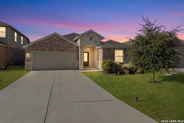 5943 CORSICANA CV Seguin, TX 78155