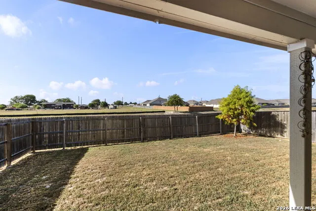 5943 CORSICANA CV Seguin, TX 78155