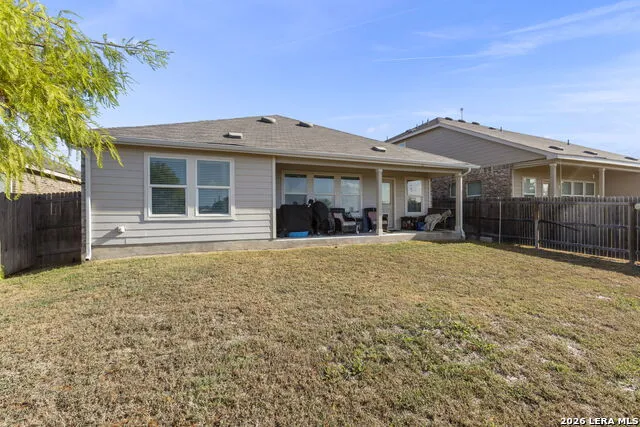5943 CORSICANA CV Seguin, TX 78155