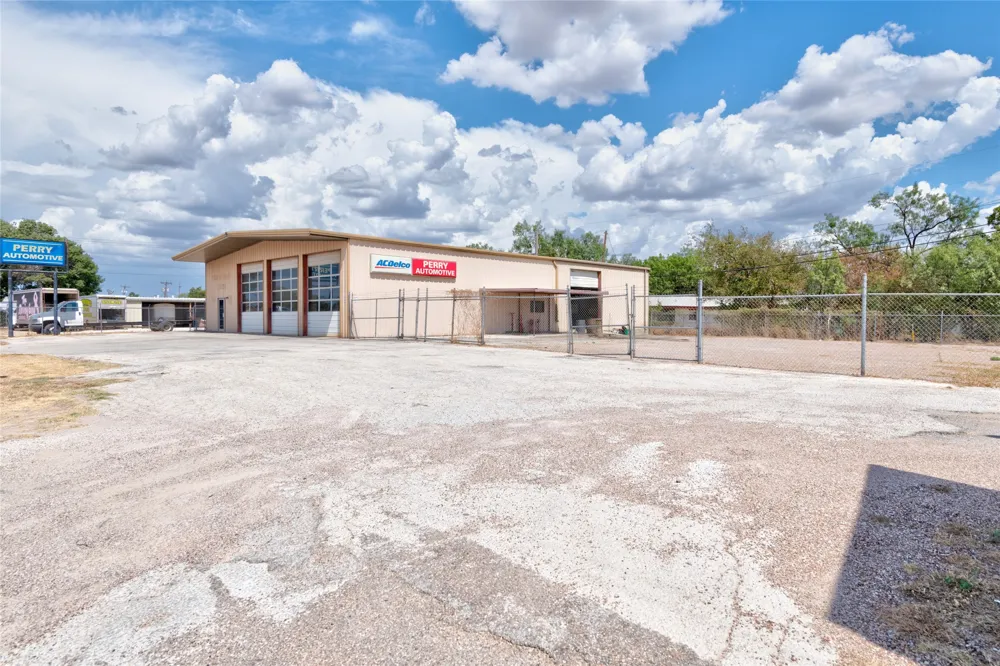 409 Treadaway Boulevard Abilene, TX 79601