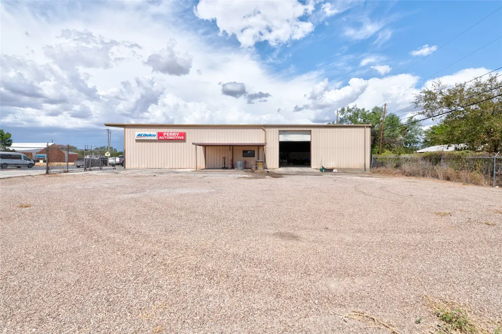 409 Treadaway Boulevard Abilene, TX 79601