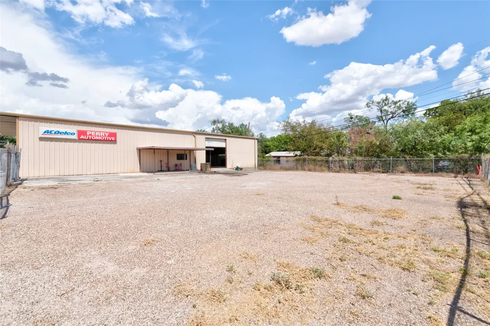 409 Treadaway Boulevard Abilene, TX 79601