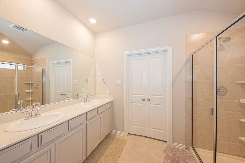 612 Fawn Valley Drive Princeton, TX 75407