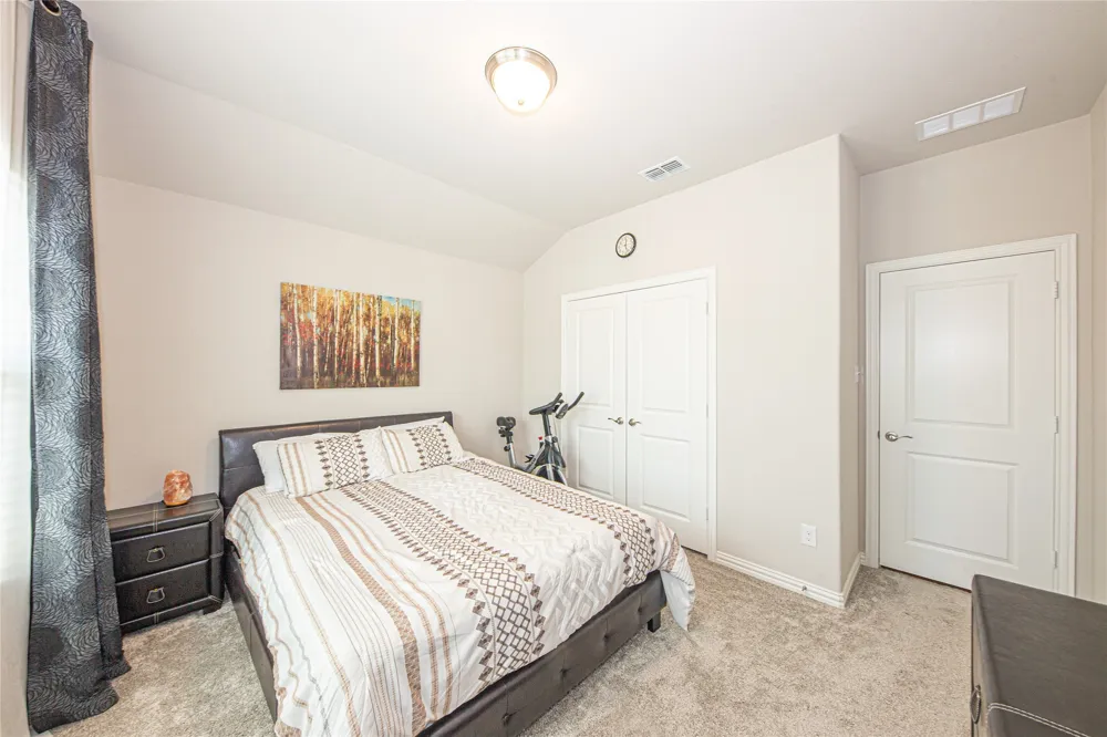 612 Fawn Valley Drive Princeton, TX 75407