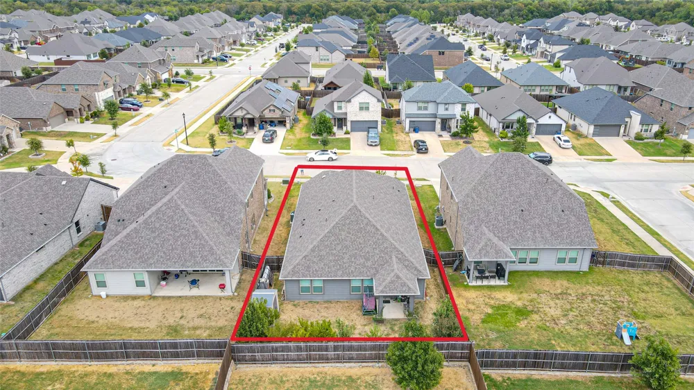 612 Fawn Valley Drive Princeton, TX 75407