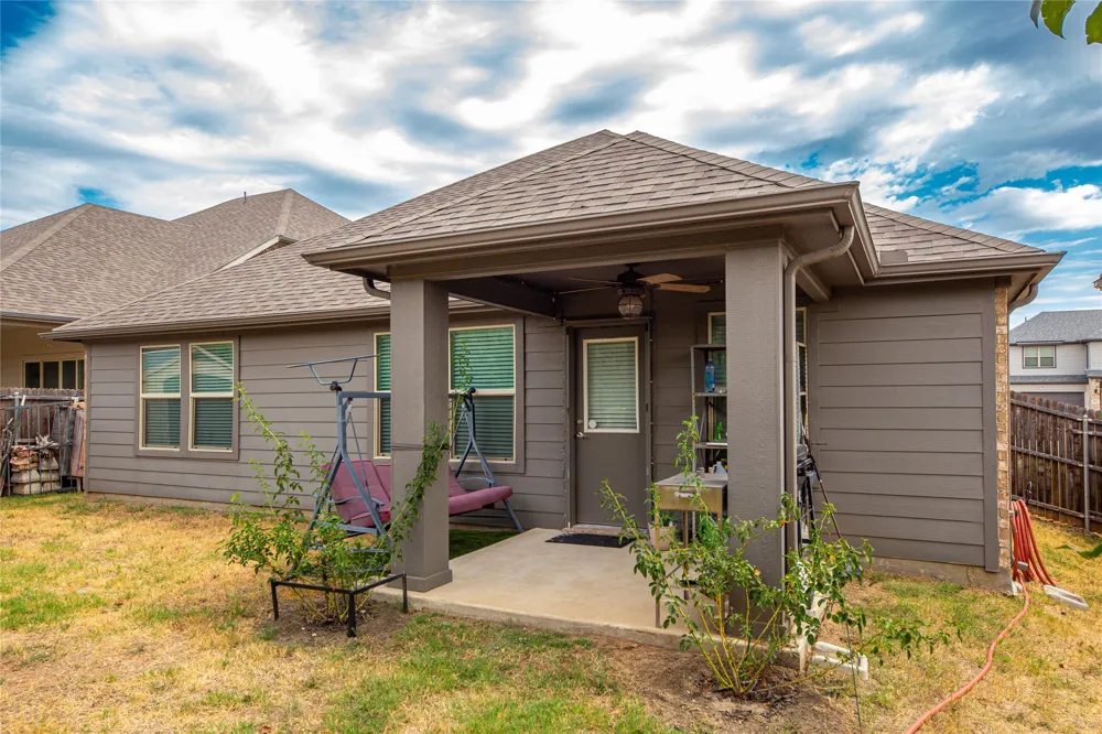 612 Fawn Valley Drive Princeton, TX 75407