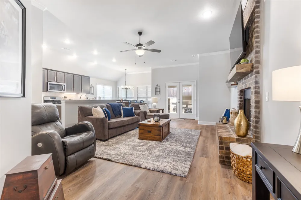 3919 Rose Hill Court Denison, TX 75020