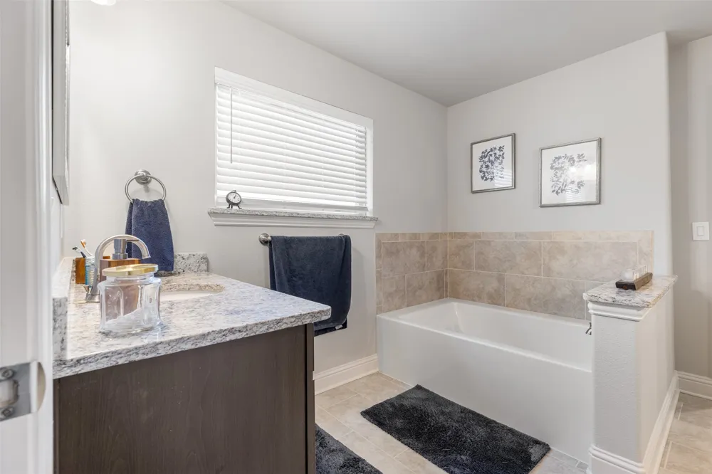 3919 Rose Hill Court Denison, TX 75020