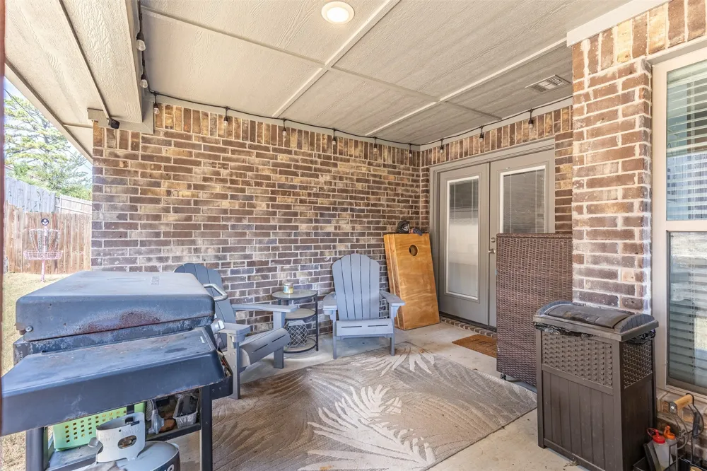 3919 Rose Hill Court Denison, TX 75020