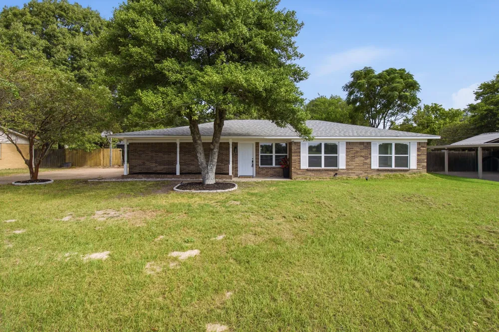 3215 FM 2495 Athens, TX 75752