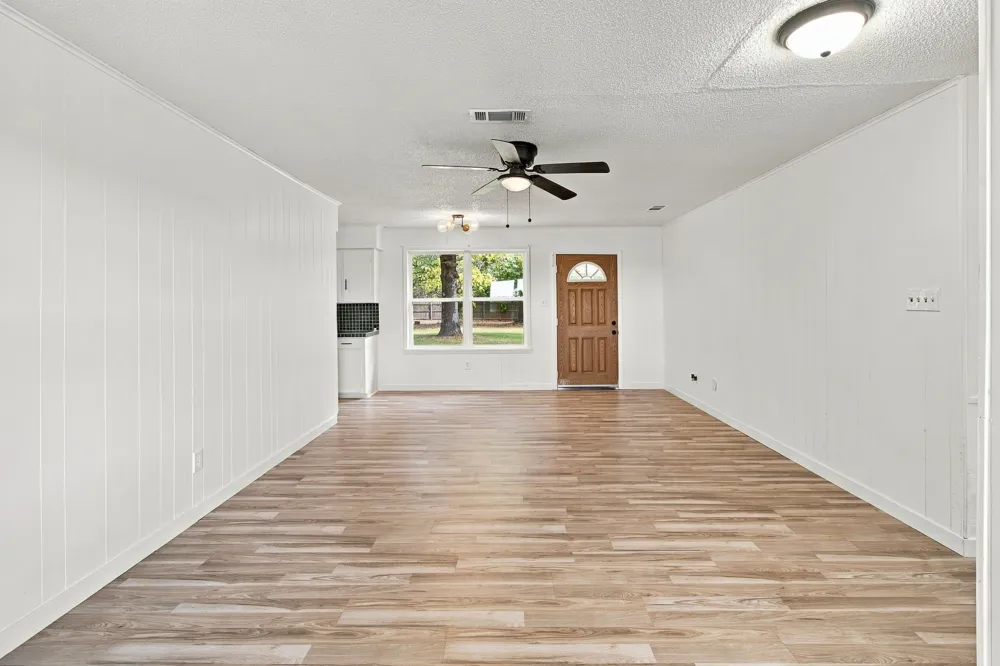 3215 FM 2495 Athens, TX 75752