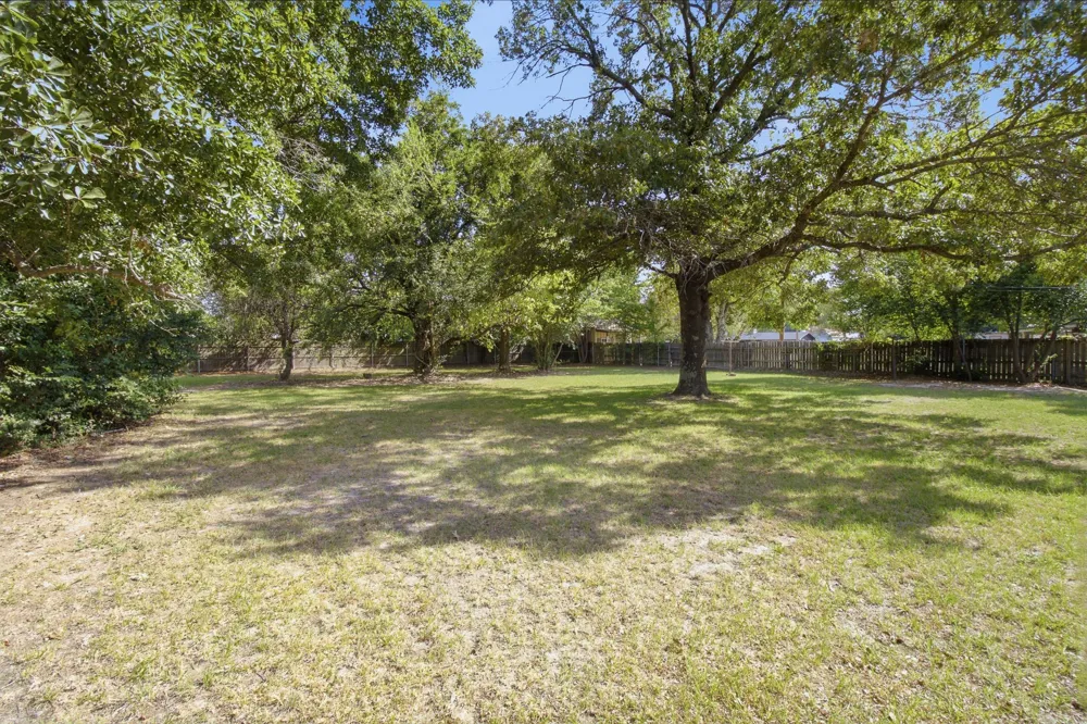 3215 FM 2495 Athens, TX 75752