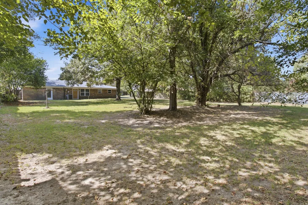 3215 FM 2495 Athens, TX 75752