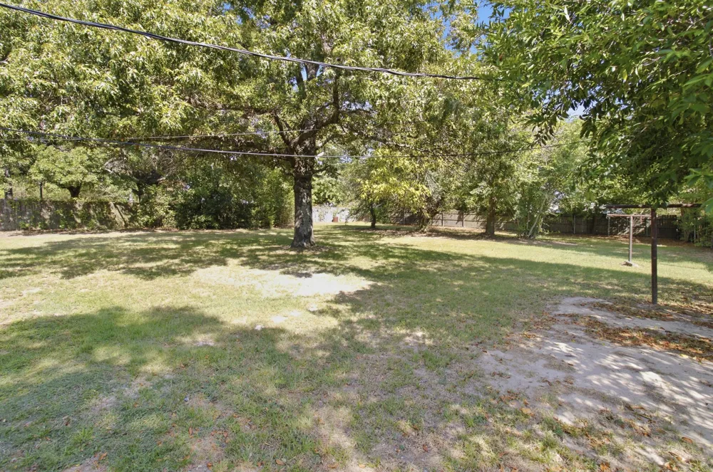 3215 FM 2495 Athens, TX 75752