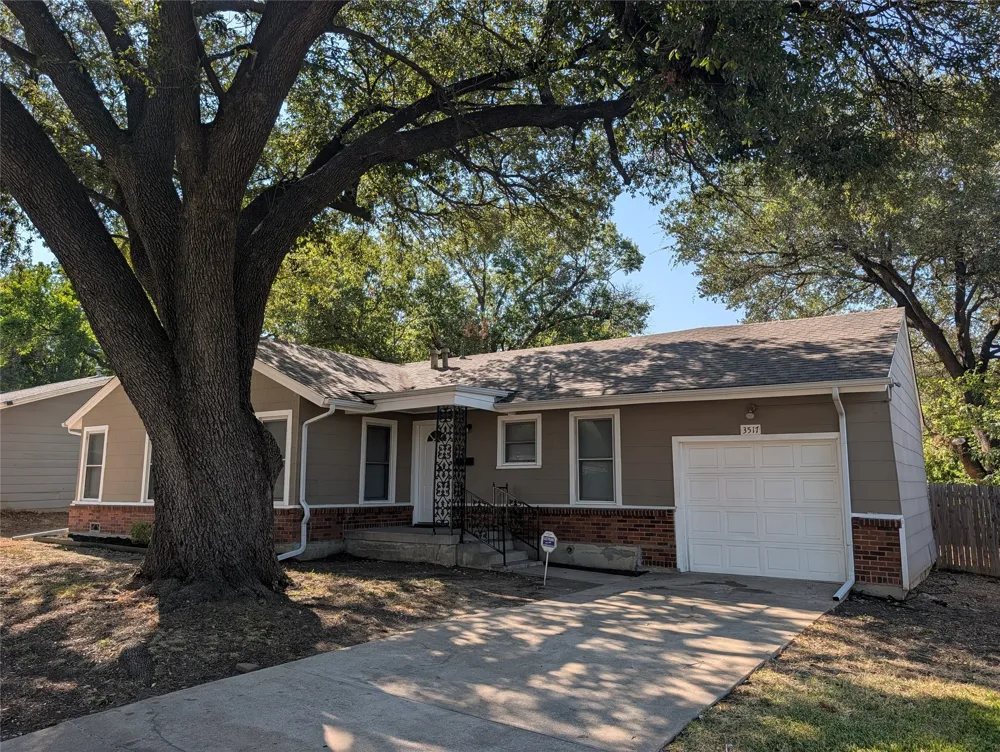3517 Binyon Avenue Fort Worth, TX 76133