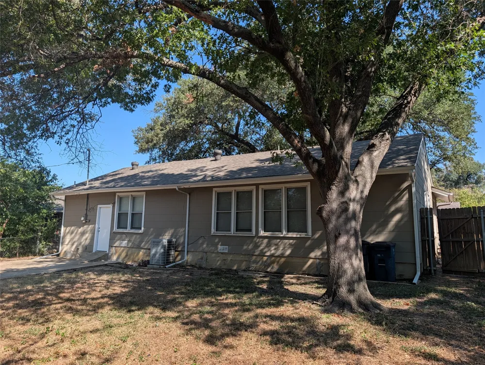 3517 Binyon Avenue Fort Worth, TX 76133