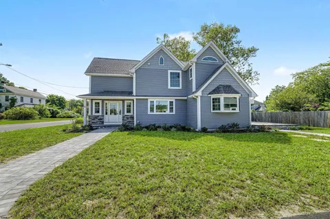 4 S Maple Ave