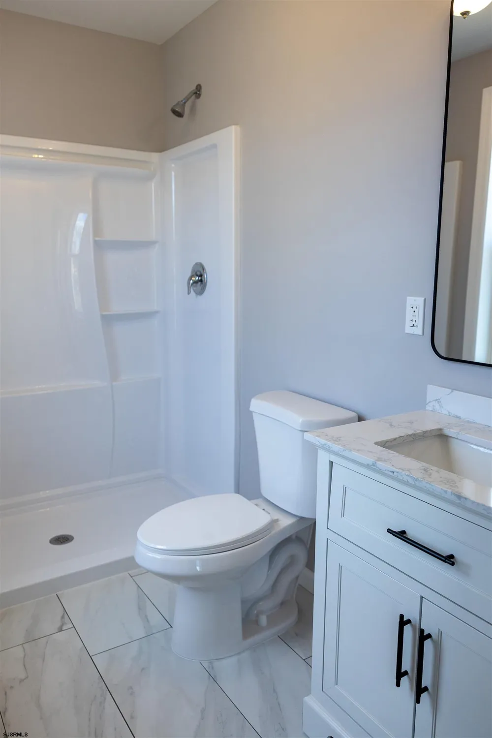 207 Sumner Street Buenaugh, NJ 08310