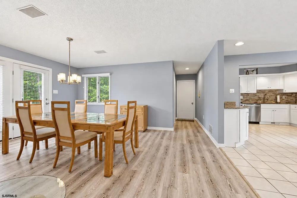 27 School House Road Egg Harbor Township, NJ 08234