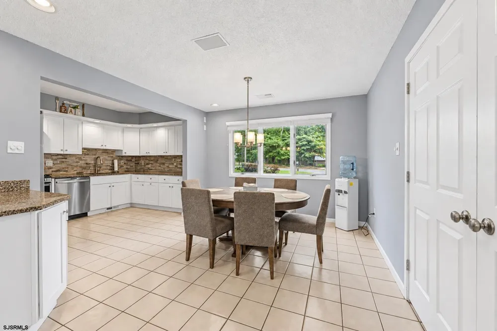 27 School House Road Egg Harbor Township, NJ 08234