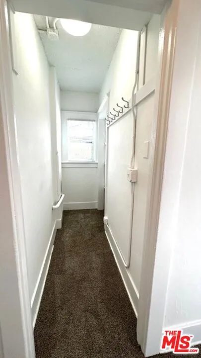 54 Rose Avenue Venice, CA 90291