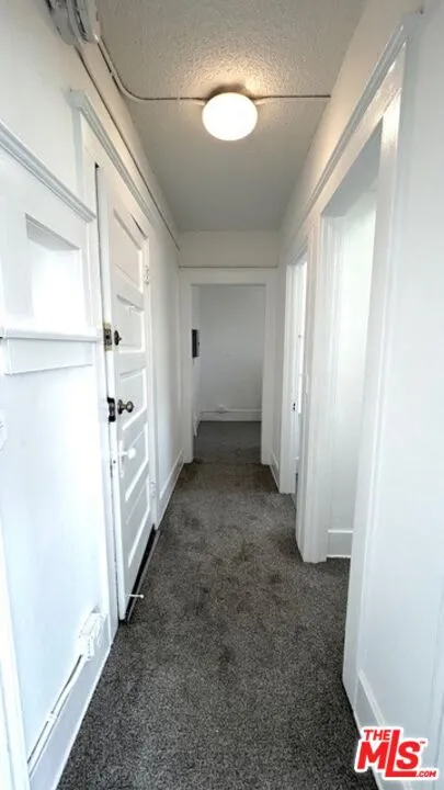 54 Rose Avenue Venice, CA 90291