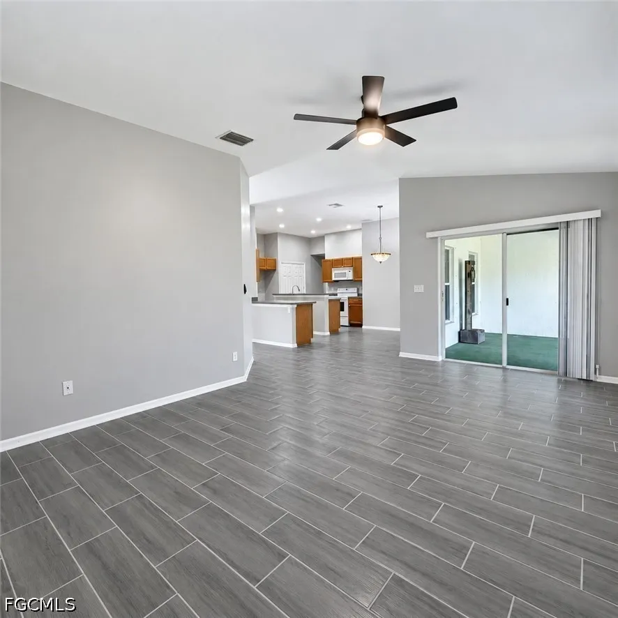SW 27th Avenue Cape Coral, FL 33914