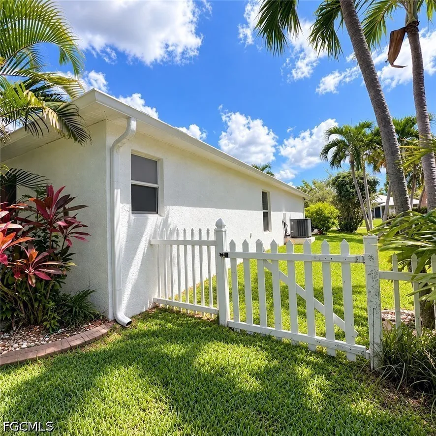 SW 27th Avenue Cape Coral, FL 33914
