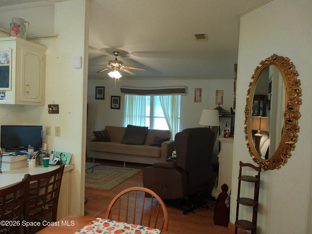162 Florence Boulevard Debary, FL 32713