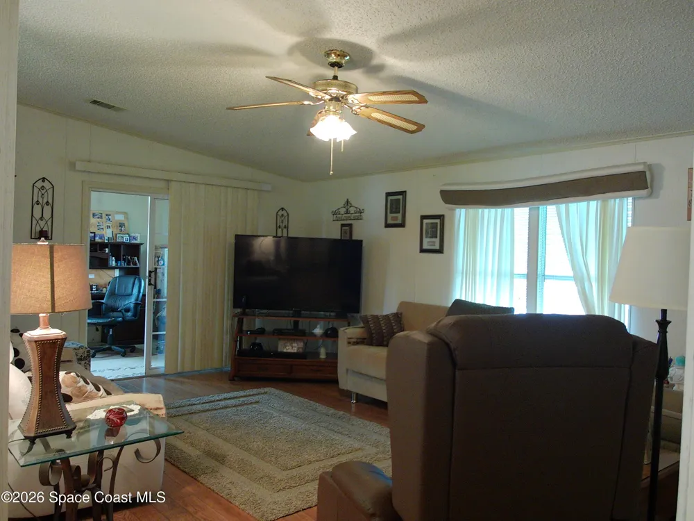 162 Florence Boulevard Debary, FL 32713