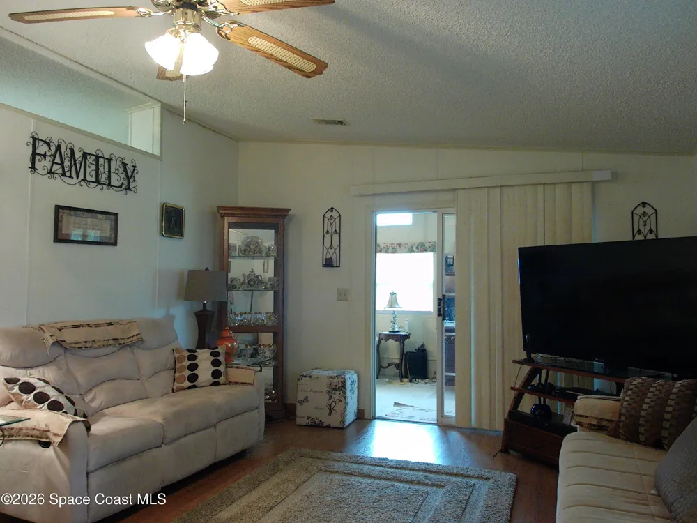 162 Florence Boulevard Debary, FL 32713