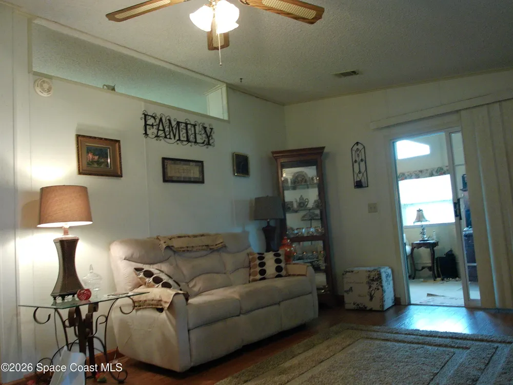 162 Florence Boulevard Debary, FL 32713