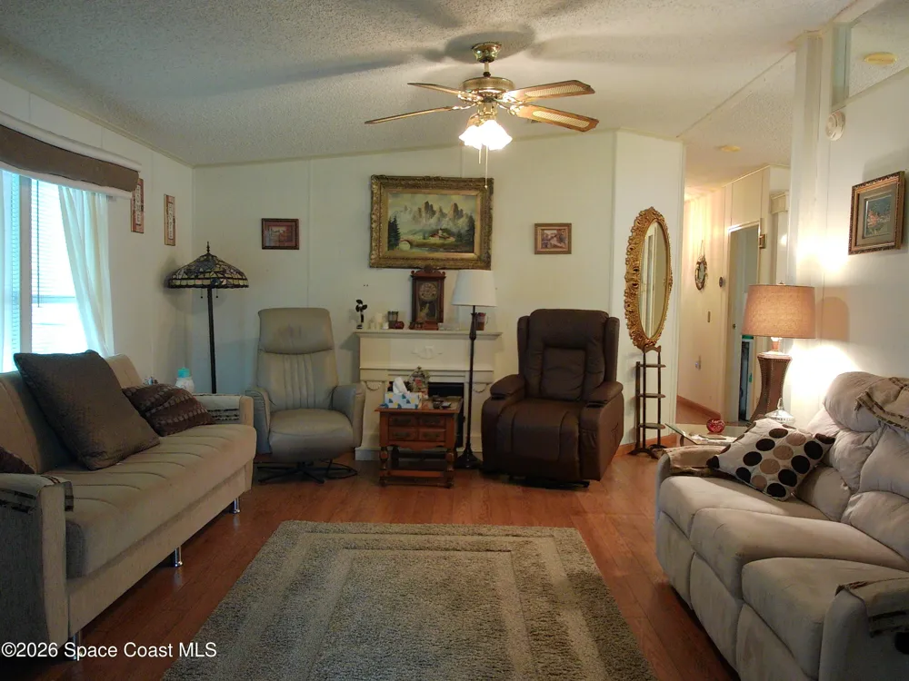 162 Florence Boulevard Debary, FL 32713