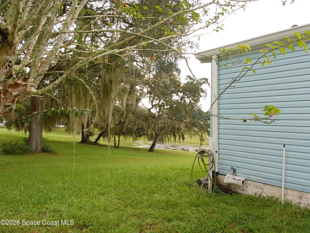 162 Florence Boulevard Debary, FL 32713
