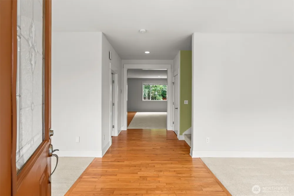 21927 44th Drive SE Bothell, WA 98021
