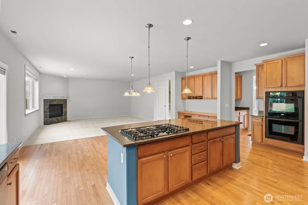 21927 44th Drive SE Bothell, WA 98021